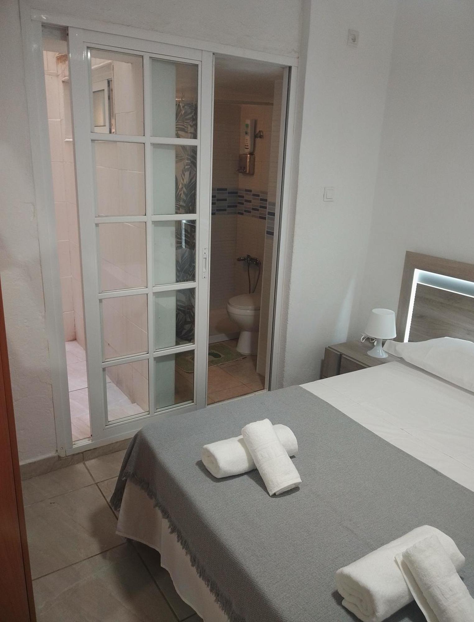 Apartamento Serrano Con Terraza Málaga Esterno foto
